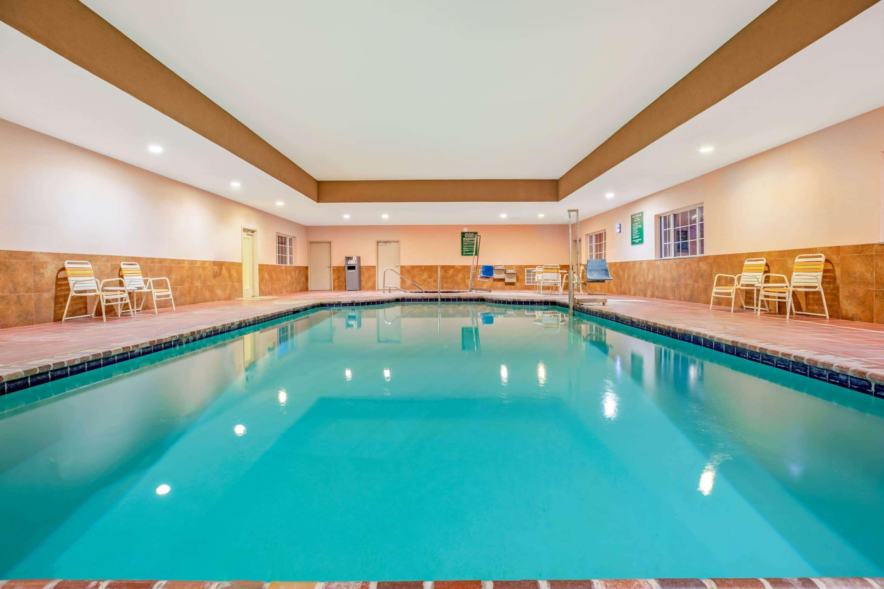 La Quinta By Wyndham Floresville מראה חיצוני תמונה